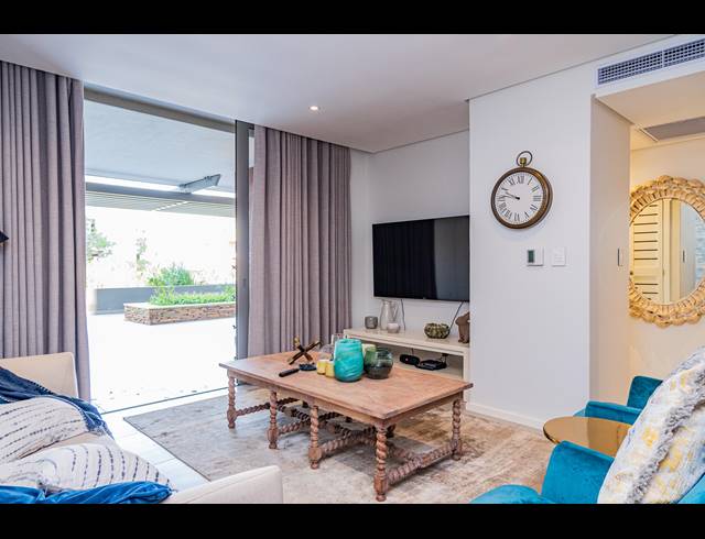 2 BEDROOM APARTMENT FOR SALE IN SIBAYA PRECINCT
